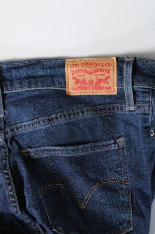 Dámske džínsy  Levi's, Veľkosť M, Farba Modrá, Cena  42,95 €