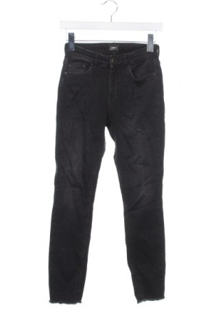 Damskie jeansy ONLY, Rozmiar XS, Kolor Szary, Cena 108,99 zł