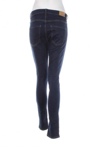 Дамски дънки Perfect Jeans By Gina Tricot, Размер L, Цвят Син, Цена 17,49 лв.