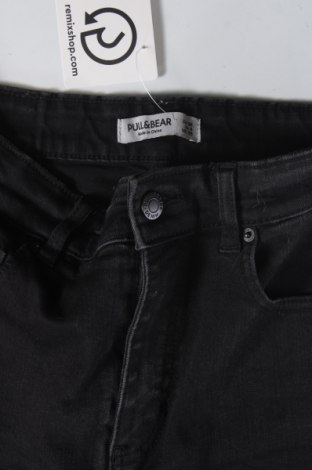 Blugi de femei Pull&Bear, Mărime S, Culoare Negru, Preț 44,99 Lei