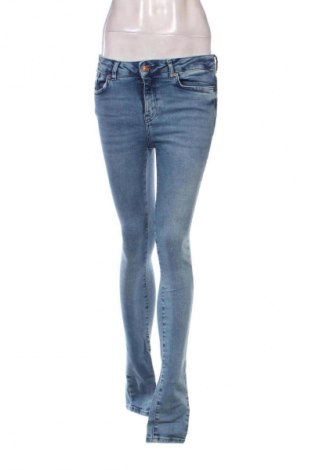 Damskie jeansy Vero Moda, Rozmiar M, Kolor Niebieski, Cena 108,99 zł