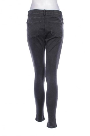 Blugi de femei Vero Moda, Mărime M, Culoare Negru, Preț 111,99 Lei