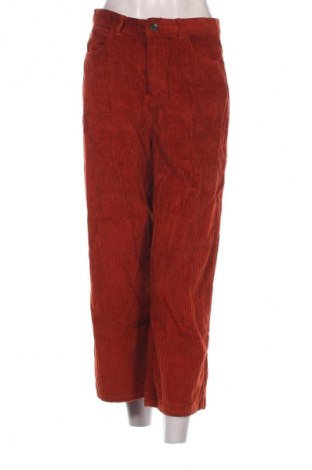 Damen Cordhose Pull&Bear, Größe M, Farbe Rot, Preis € 9,99