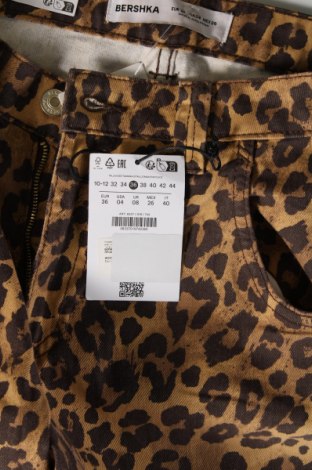 Damskie szorty Bershka, Rozmiar S, Kolor Brązowy, Cena 53,99 zł