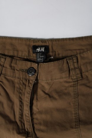 Pantaloni scurți de femei H&M, Mărime M, Culoare Maro, Preț 19,99 Lei