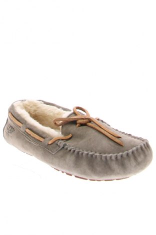 Dámske topánky  UGG Australia, Veľkosť 37, Farba Béžová, Cena  59,24 €