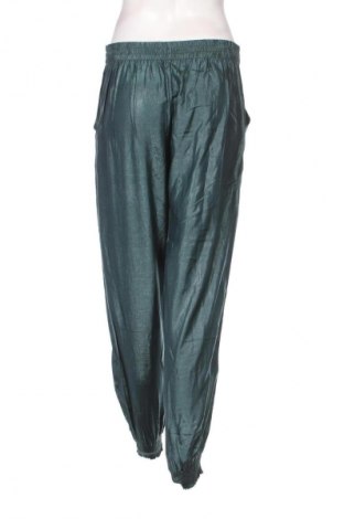 Pantaloni de femei, Mărime M, Culoare Verde, Preț 48,99 Lei