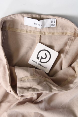 Damenhose Bershka, Größe S, Farbe Beige, Preis 8,99 €