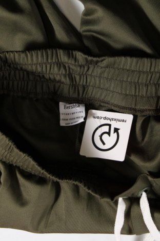 Dámske nohavice Bershka, Veľkosť M, Farba Zelená, Cena  16,95 €