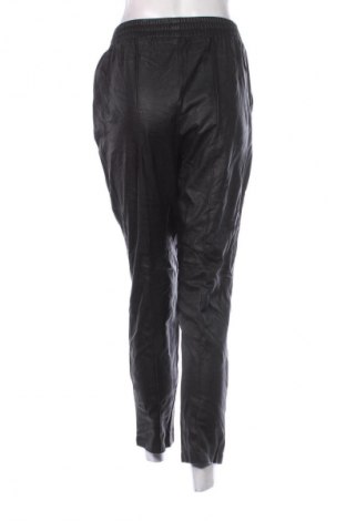 Damenhose NA-KD, Größe M, Farbe Schwarz, Preis 28,99 €