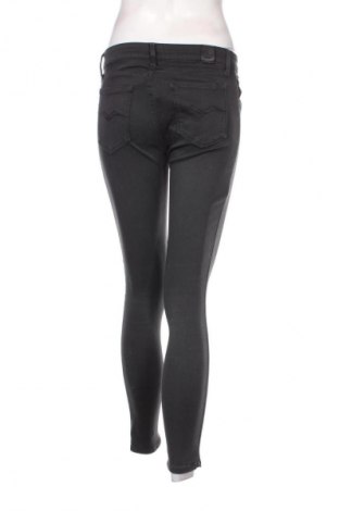 Pantaloni de femei Replay, Mărime S, Culoare Negru, Preț 340,57 Lei