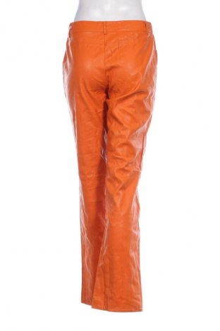 Damenhose Stradivarius, Größe M, Farbe Orange, Preis € 10,49