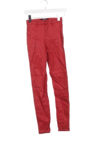 Damenhose Stradivarius, Größe XS, Farbe Rot, Preis 8,99 €