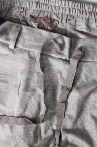 Damen Sporthose, Größe L, Farbe Grau, Preis € 20,49