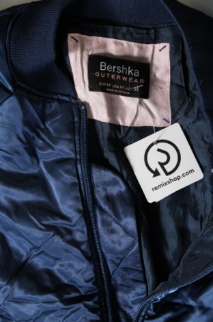 Kurtka damska Bershka, Rozmiar M, Kolor Niebieski, Cena 77,99 zł