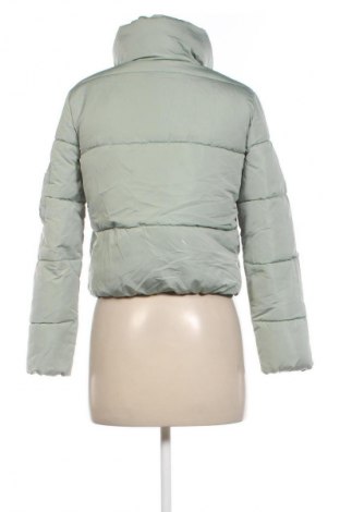 Geacă de femei Bershka, Mărime XS, Culoare Verde, Preț 190,99 Lei