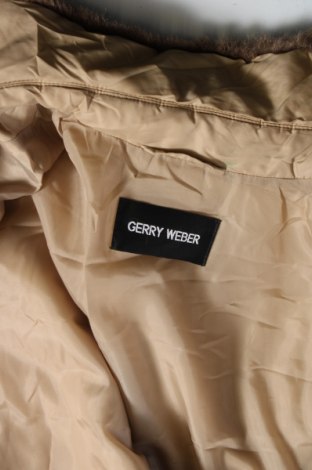 Γυναικείο μπουφάν Gerry Weber, Μέγεθος M, Χρώμα  Μπέζ, Τιμή 27,99 €