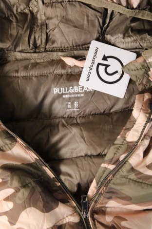 Dámská bunda  Pull&Bear, Velikost M, Barva Vícebarevné, Cena  769,00 Kč