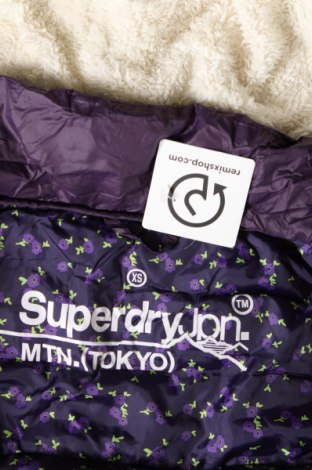 Дамско яке Superdry, Размер XS, Цвят Лилав, Цена 93,49 лв.