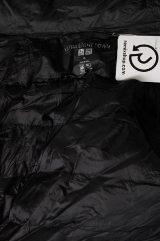 Herrenweste Uniqlo, Größe XL, Farbe Schwarz, Preis € 47,99