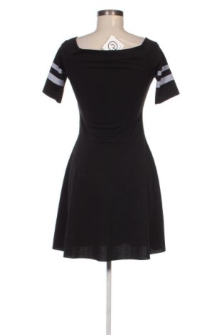 Kleid, Größe M, Farbe Schwarz, Preis € 11,99