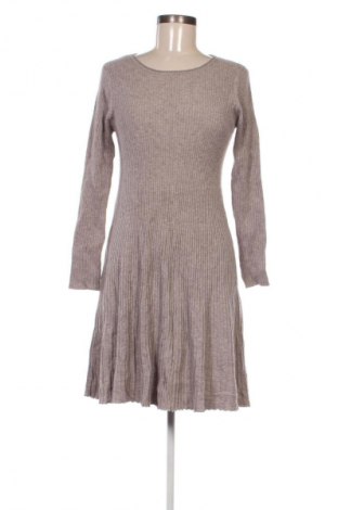 Kleid Alfa, Größe S, Farbe Grau, Preis 33,99 €