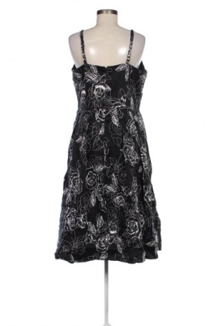 Rochie City Chic, Mărime M, Culoare Negru, Preț 190,99 Lei