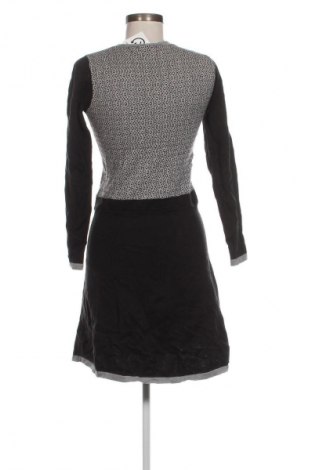 Rochie Gharani Strok, Mărime M, Culoare Negru, Preț 14,99 Lei