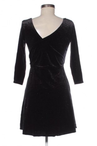 Kleid Monki, Größe S, Farbe Schwarz, Preis 23,99 €