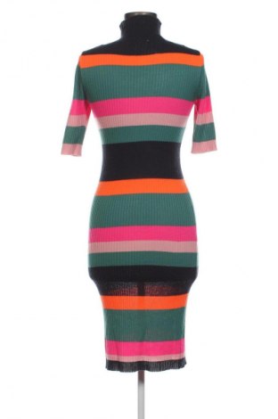 Kleid Noisy May, Größe M, Farbe Mehrfarbig, Preis 15,43 €