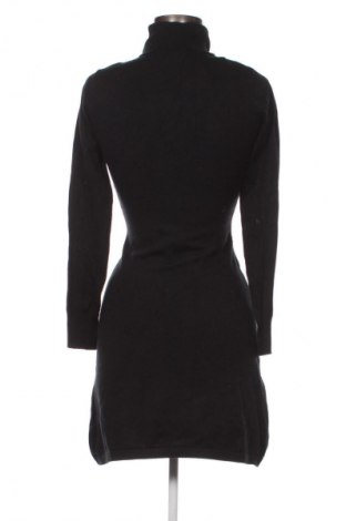 Rochie Oxmo, Mărime S, Culoare Negru, Preț 37,99 Lei