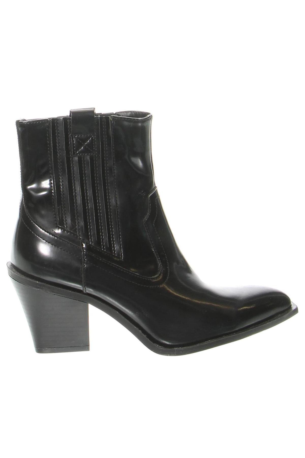 Damen Stiefeletten Pull&Bear, Größe 37, Farbe Schwarz, Preis 15,99 €