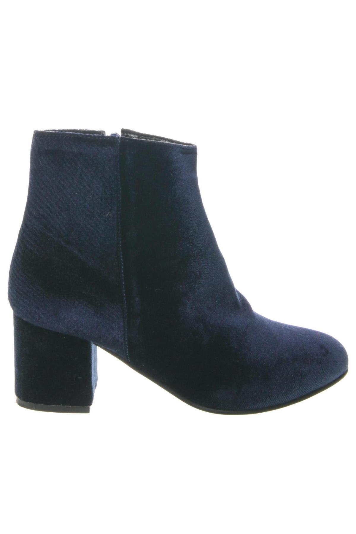 Botine de damă Steve Madden, Mărime 39, Culoare Albastru, Preț 244,90 Lei