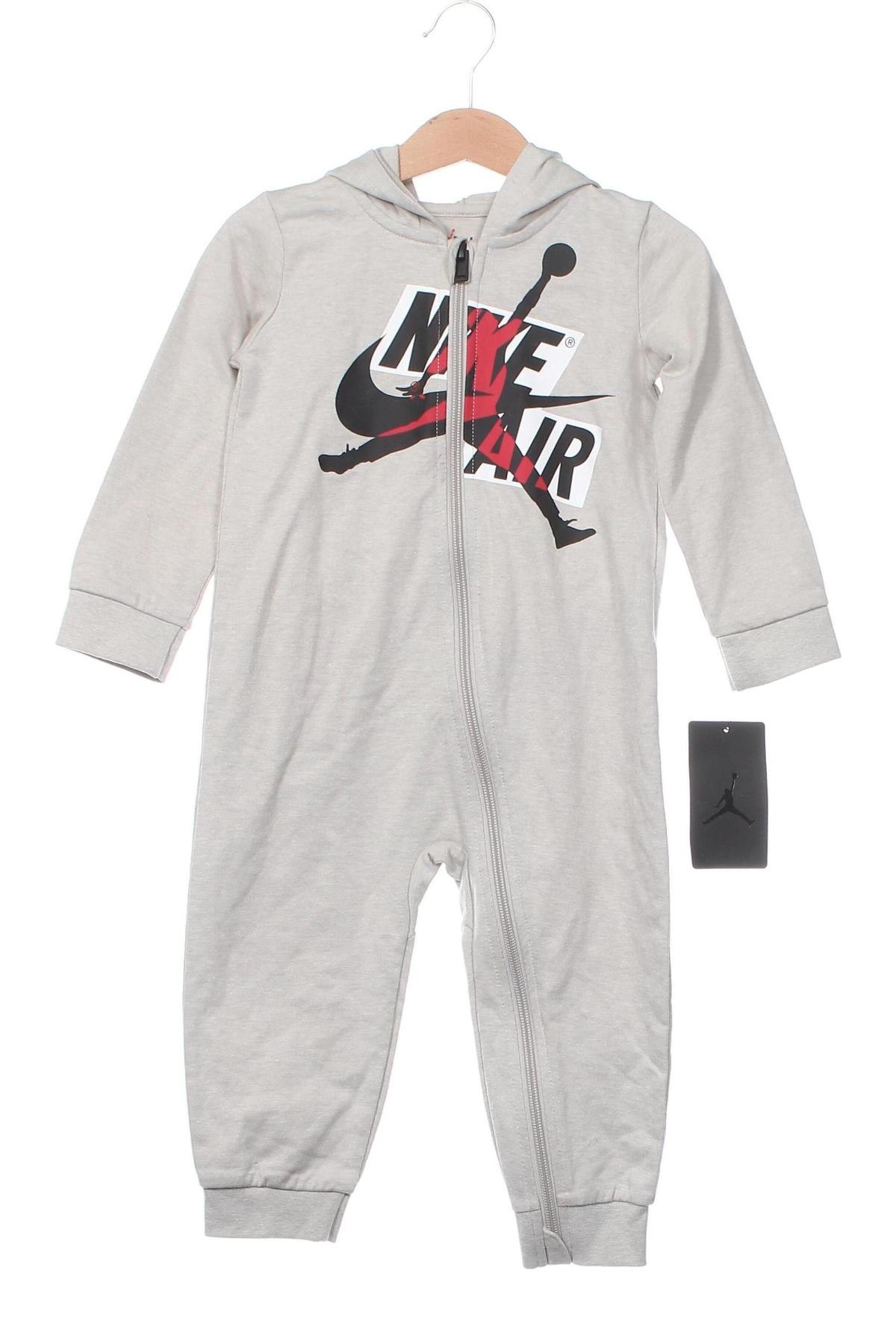 Παιδική σαλοπέτα Air Jordan Nike, Μέγεθος 18-24m/ 86-98 εκ., Χρώμα Γκρί, Τιμή 59,85 €