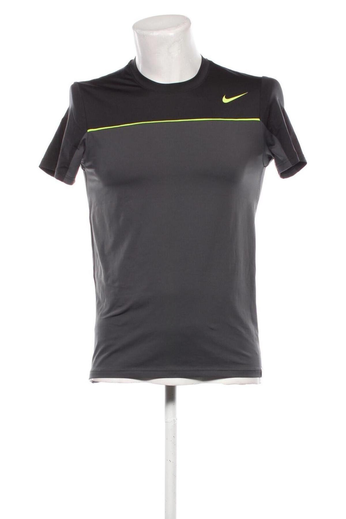 Bluză de bărbați Nike, Mărime S, Culoare Multicolor, Preț 94,99 Lei