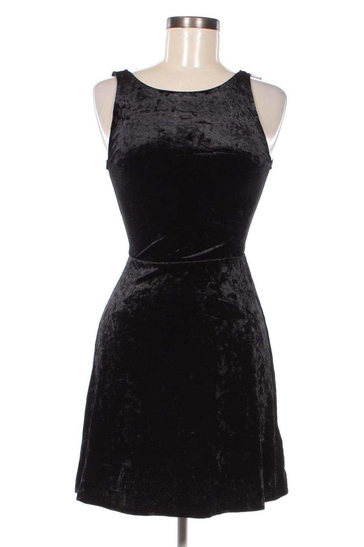 Rochie H&M Divided, Mărime S, Culoare Negru, Preț 95,99 Lei