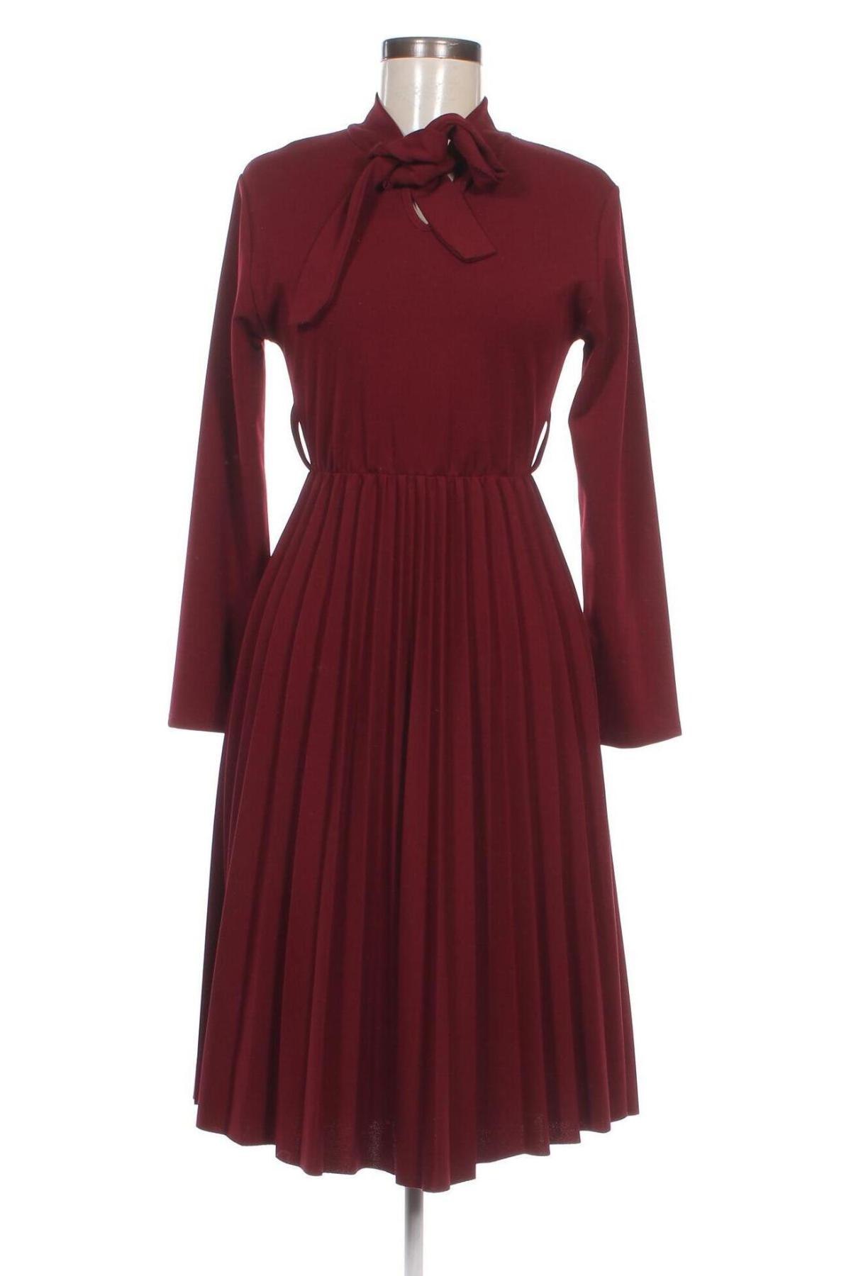 Kleid NEW COLLECTION, Größe S, Farbe Rot, Preis 45,01 €