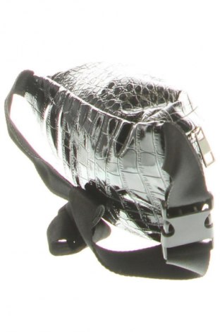 Ľadvinka  Unbranded, Farba Čierna, Cena  7,95 €