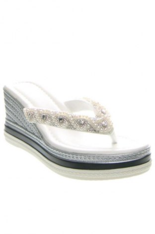 Pantolette Unbranded, Größe 40, Farbe Weiß, Preis 25,99 €