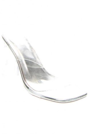 Чехли Unbranded, Размер 36, Цвят Сребрист, Цена 39,99 лв.