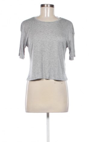 Дамска блуза & Other Stories, Размер M, Цвят Сив, Цена 33,99 лв.