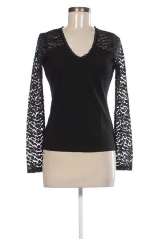 Dámská halenka About You, Velikost M, Barva Černá, Cena  559,00 Kč