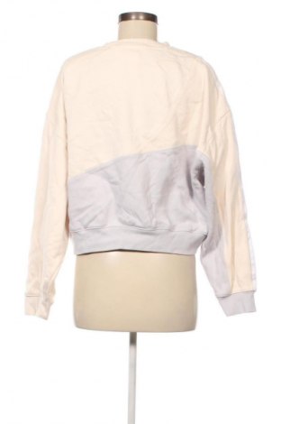 Дамска блуза Adidas, Размер L, Цвят Многоцветен, Цена 51,99 лв.