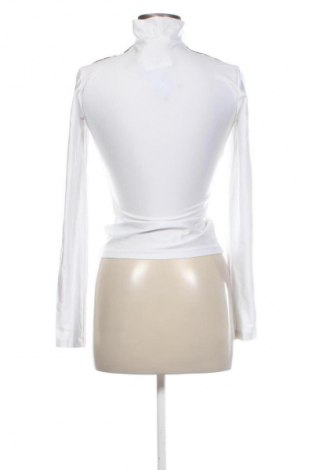 Дамска блуза Adidas Originals, Размер XS, Цвят Бял, Цена 77,99 лв.