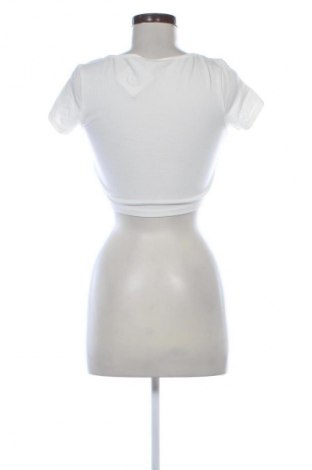 Dámská halenka BDG, Velikost M, Barva Bílá, Cena  342,00 Kč