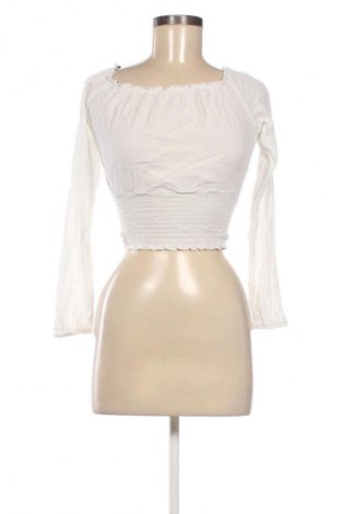 Dámská halenka Bershka, Velikost S, Barva Bílá, Cena  229,00 Kč