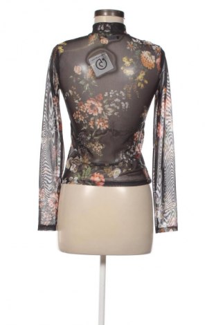 Damen Shirt Bershka, Größe S, Farbe Mehrfarbig, Preis 6,99 €