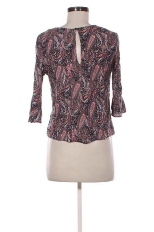 Дамска блуза Bershka, Размер L, Цвят Многоцветен, Цена 19,00 лв.