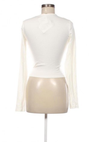 Dámská halenka Bershka, Velikost M, Barva Bílá, Cena  199,00 Kč