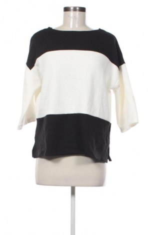 Dámská halenka C&A, Velikost M, Barva Vícebarevné, Cena  109,00 Kč